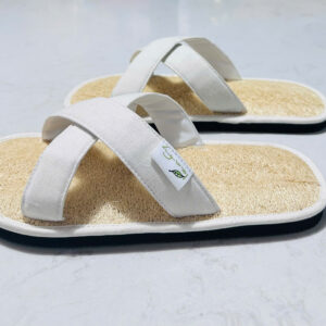 Basic white cross strap loofah slippers